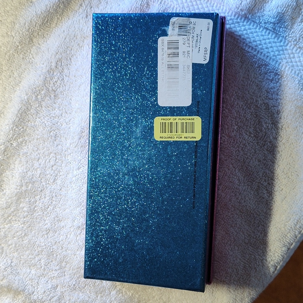 Coach Box - Picture 2 of 7